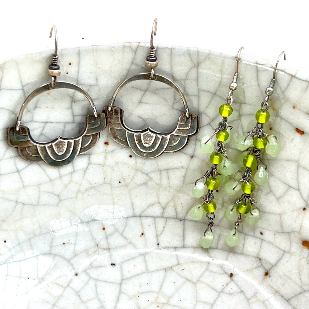 2 Pairs Fun Dangle Earrings